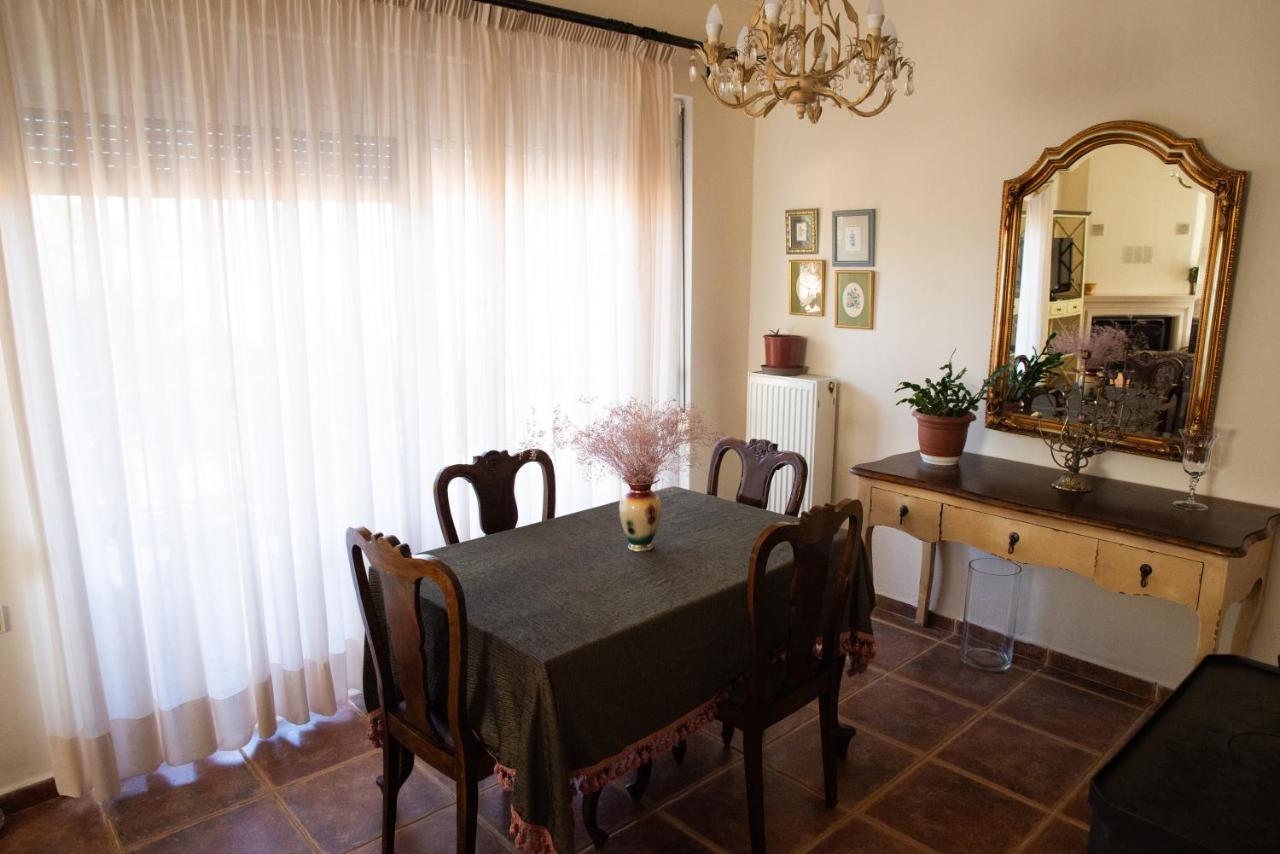 The Early Bird - Cosy 2-Floor House With Garden Alexandrópolis Exterior foto